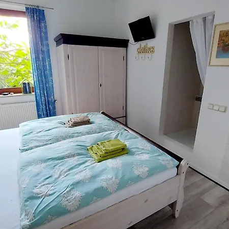 Apartment Gast - Winzerwohnung, Fuer Gruppen Bis 9 Gaeste