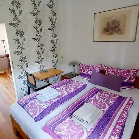 Apartamento Gast - Winzerwohnung, Für Gruppen Bis 9 Gäste Kamp-Bornhofen