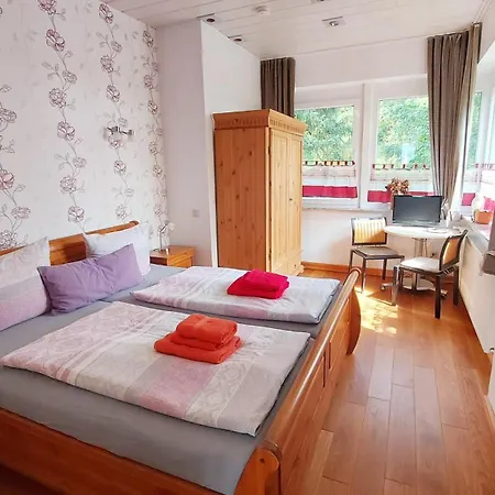 Gast - Winzerwohnung, Für Gruppen Bis 9 Gäste Apartment