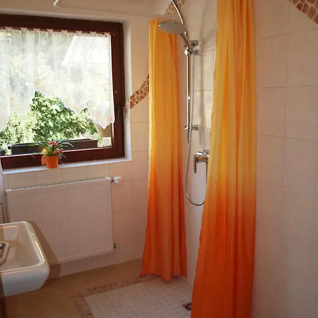 Gast - Winzerwohnung, Für Gruppen Bis 9 Gäste